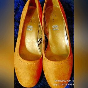 Size 10 Women's heels